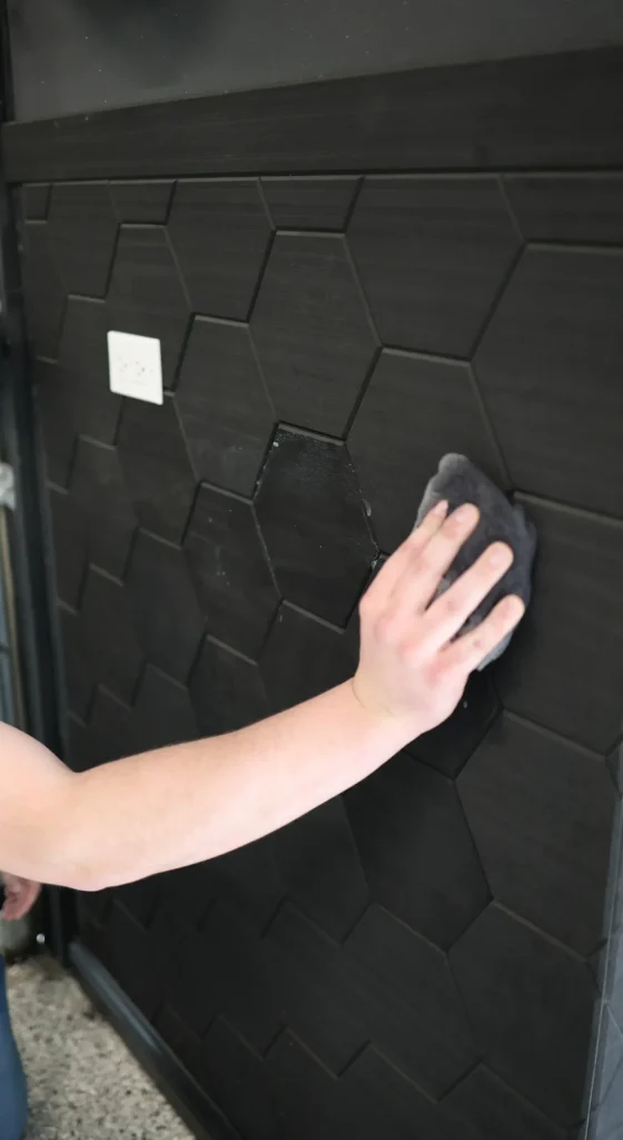 Profession ferreon tile installation